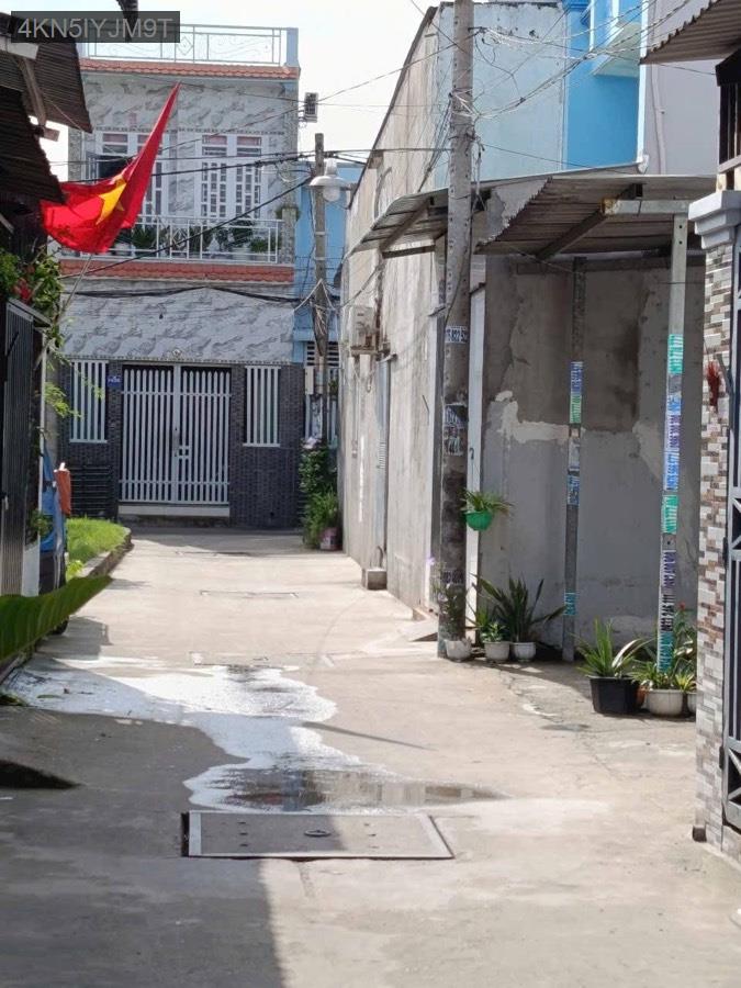 Bán nhà hẻm ngay chợ 2-6, hướng bắc hẻm thông. Chủ sửa mới keng chỉ dọn vào ở  - Xã Vĩnh Lộc A  -  Huyện Bình Chánh  - (ảnh - 2)
