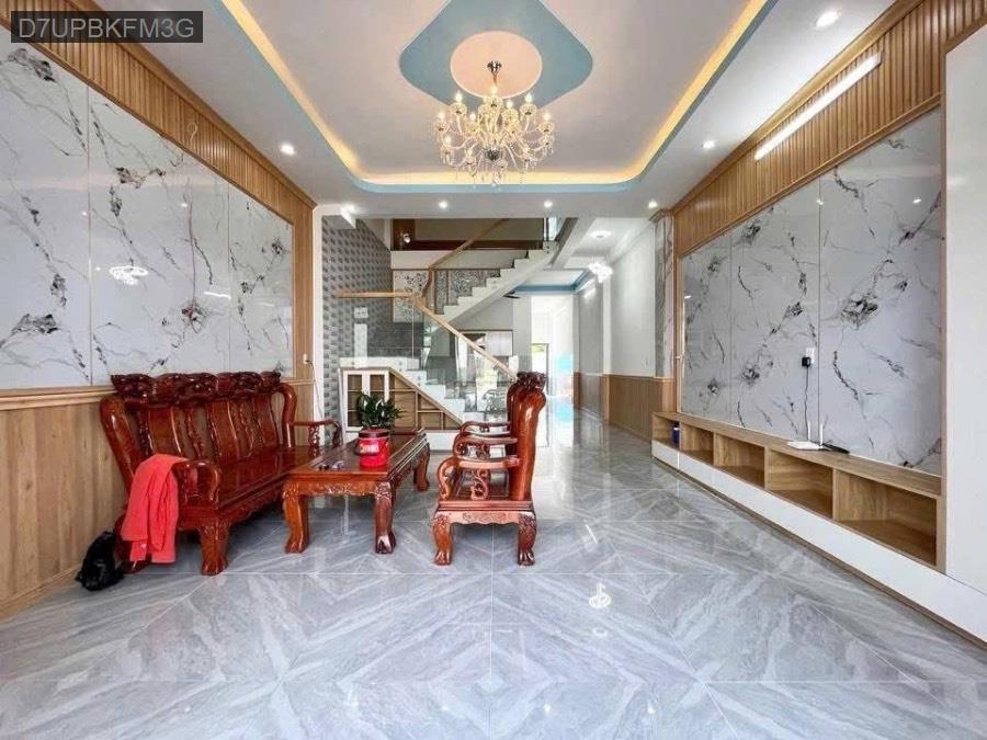 Bán nhà Đức Hòa Thượng SHR 5x30.5 nhà 1 trệt 1 lầu, sân ôtô, 3pn. Giá 3tỷ350tr - Xã Đức Hoà Thượng  -  Huyện Đức Hòa  - (ảnh - 2)