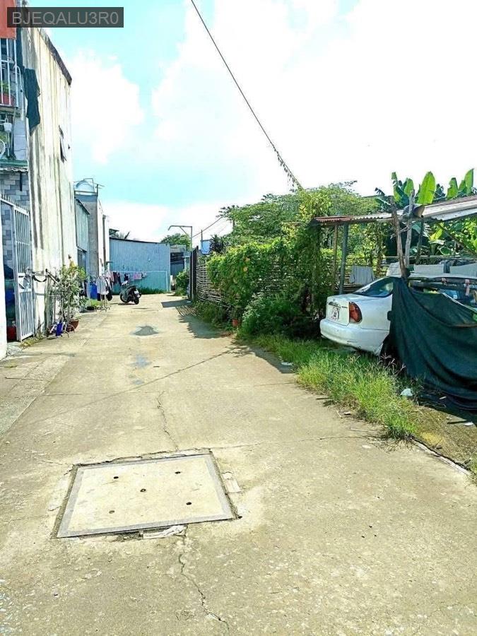 Bán đất SHR gần chợ đầu mối Hóc Môn, xây dựng tự do hoàn công đầy đủ. Giá 3tỷ450triệu TL - Xã Xuân Thới Thượng  -  Huyện Hóc Môn  - (ảnh - 3)