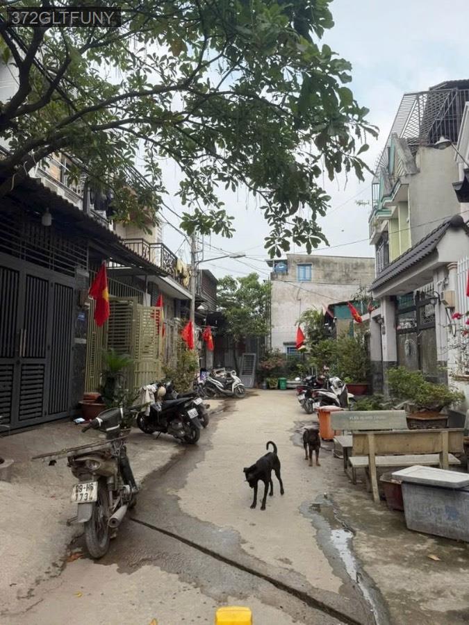 Bán nhà Hương Lộ 80 sát bên biệt thự Đồng Danh, diện tích 4x17 nhà hướng đông.  - Xã Vĩnh Lộc A  -  Huyện Bình Chánh  - (ảnh - 2)