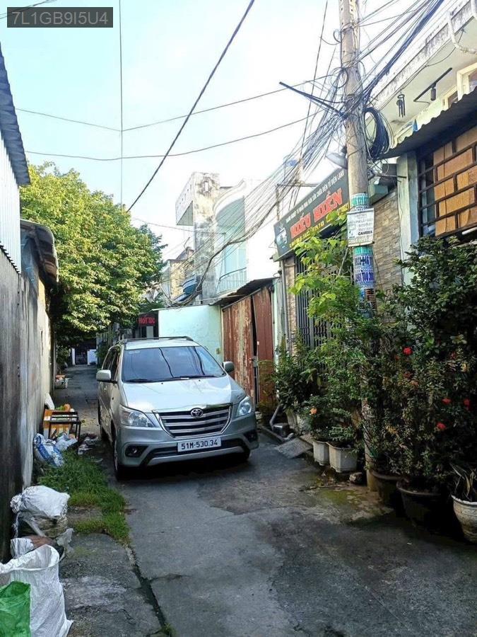 Bán nhà SHR gần chợ Bà Điểm, diện tích 4x15 hẻm xe hơi. Giá 3tỷ950triệu còn bớt - Xã Bà Điểm  -  Huyện Hóc Môn  - (ảnh - 2)