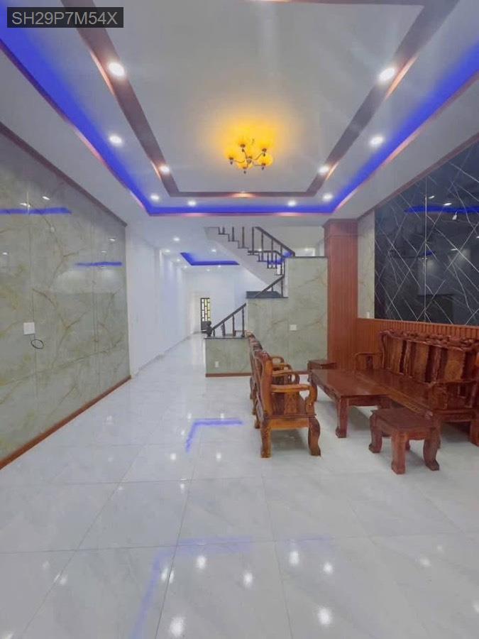 Bán nhà Đức Hoà Đông, diện tích 5x30 thổ cư đã hoàn công. Giá 2tỷ350triệu - Xã Đức Hoà Đông  -  Huyện Đức Hòa  - (ảnh - 2)