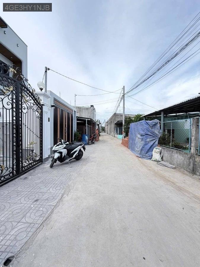 Bán nhà Mỹ Hạnh Nam, SHR 4.4x32 thổ cư. Mặt tiền đường bê tông, ôtô vào tới sân  - Xã Mỹ Hạnh Nam  -  Huyện Đức Hòa  - (ảnh - 7)