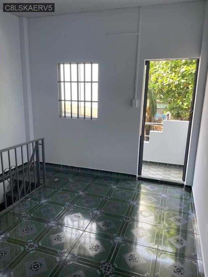 Bán nhà SHR cách đường Lê Thị Hà 100m, hẻm xe hơi thông. Nhà hướng Đông - Xã Tân Xuân  -  Huyện Hóc Môn  - (ảnh - 4)