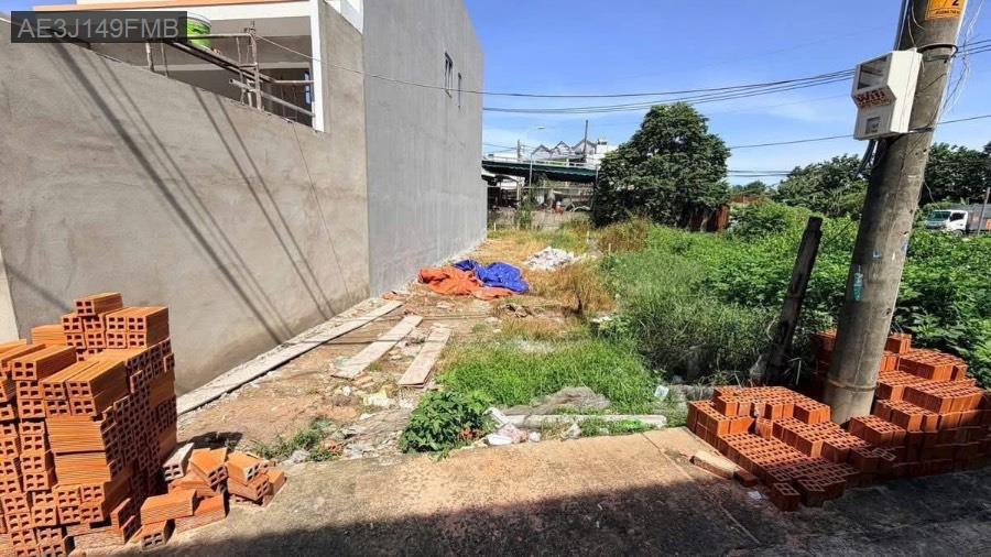 Bán đất SHR đường Song Hành thông ra Lê Thị Lơ cách 50m, đường bê tông 5m. Giá 3.5tỷ bớt lộc - Xã Tân Hiệp  -  Huyện Hóc Môn  - (ảnh - 0)