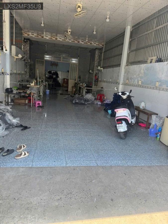 Bán nhà đường Nguyễn Thị Nê vào 200m, diện tích 5x40 tổng diện tích 204m² full thổ cư. Giá 2.6tỷ - Xã Phú Hòa Đông  -  Huyện Củ Chi  - (ảnh - 0)