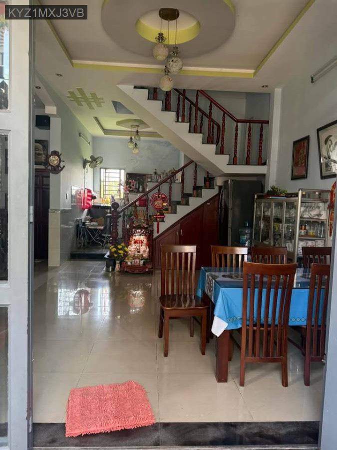 Bán nhà Sổ Hồng Riêng Phạm Thị Giây vào 80m, đường nhựa 6m. Giá 5tỷ650triệu TL - Xã Thới Tam Thôn  -  Huyện Hóc Môn  - (ảnh - 1)