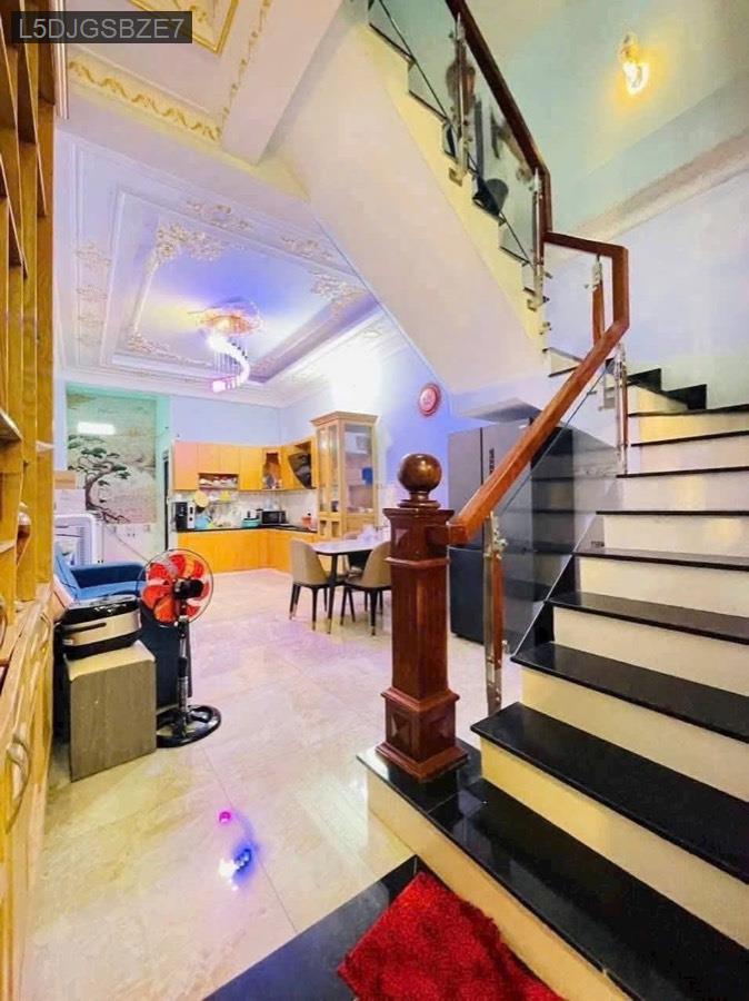 Bán nhà mặt tiền đường nhựa thông mua bán kinh doanh gần UB Xã Xuân Thới Đông. Giá 6.3tỷ còn TL - Xã Xuân Thới Đông  -  Huyện Hóc Môn  - (ảnh - 1)