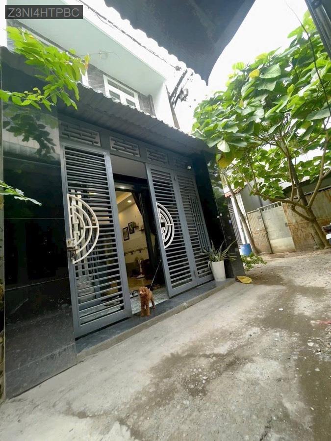 Bán nhà SHR đường nhựa ngay chợ nhỏ đường Trung Mỹ, diện tích 4.3x10 nở hậu 6m, sàn 70m².  - Xã Tân Xuân  -  Huyện Hóc Môn  - (ảnh - 0)