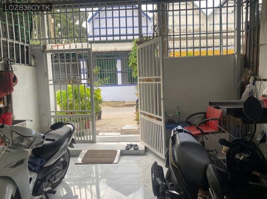 Bán nhà Sổ Hồng Riêng mặt tiền đường nhựa cách đường Nguyễn Kim Cương 300m. Giá 2tỷ250triệu bớt lộc - Xã Tân Thạnh Đông  -  Huyện Củ Chi  - (ảnh - 3)