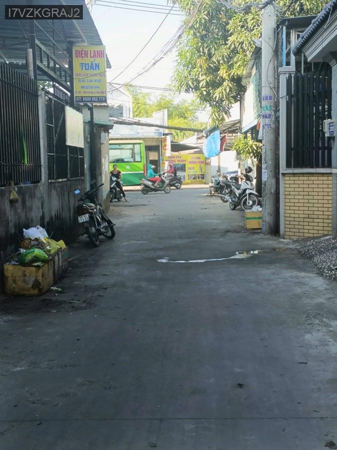 Bán nhà Sổ Hồng Riêng cách đường Phan Văn Hớn 50m, diện tích 4x16 nhà đúc lửng. Giá 4.6tỷ bớt lộc - Xã Bà Điểm  -  Huyện Hóc Môn  - (ảnh - 6)