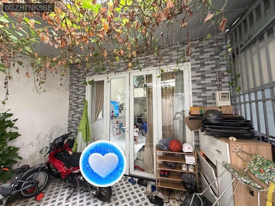 Bán nhà đường Thái Thị Giữ cách ngã tư Bà Điểm 400m. SHR 4x15 1 trệt 1 lửng, nhà hướng Tây Nam - Xã Bà Điểm  -  Huyện Hóc Môn  - (ảnh - 0)