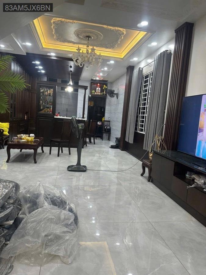 Bán nhà Sổ Hồng Riêng ngay chợ Thới Hoà vào, kết cấu 1 trệt 3 tấm rưỡi có 6 phòng ngủ - Xã Vĩnh Lộc A  -  Huyện Bình Chánh  - (ảnh - 1)