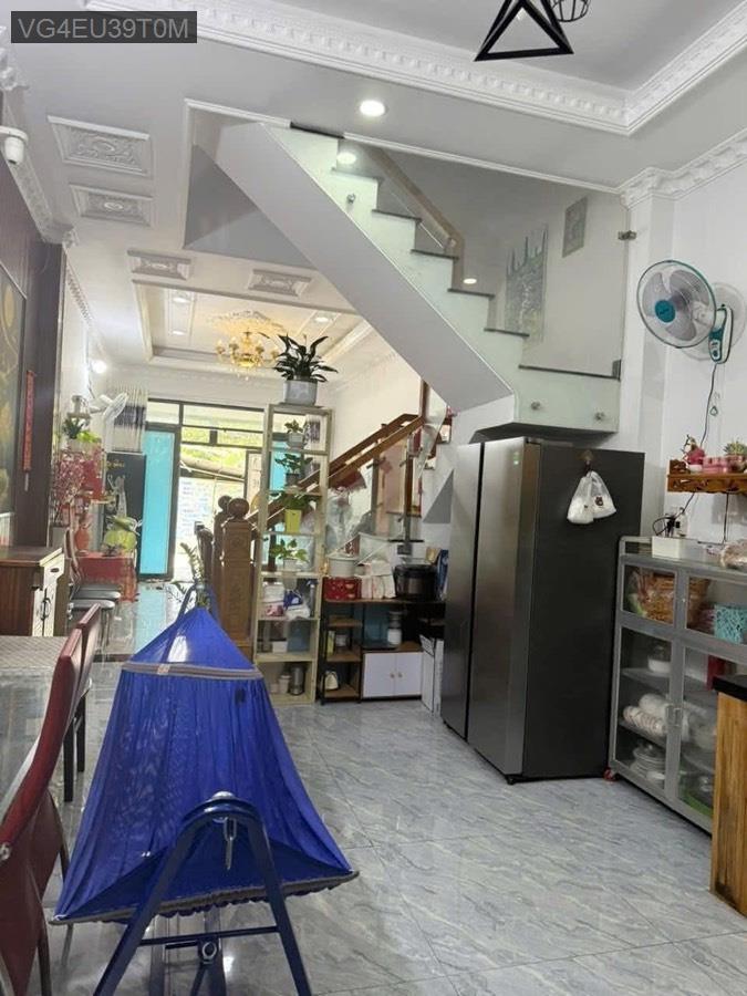 Bán nhà ngay nhà thờ 2-6, bán kính 100m ra chợ 2-6. Giá 2tỷ750triệu bớt xíu lộc - Xã Vĩnh Lộc A  -  Huyện Bình Chánh  - (ảnh - 3)