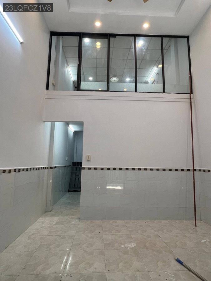 Bán nhà Nguyễn Thị Sáu bán kính 200m gần trường học Tam Đông 2, gần chợ. SHR diện tích 4.5x12 - Xã Thới Tam Thôn  -  Huyện Hóc Môn  - (ảnh - 5)