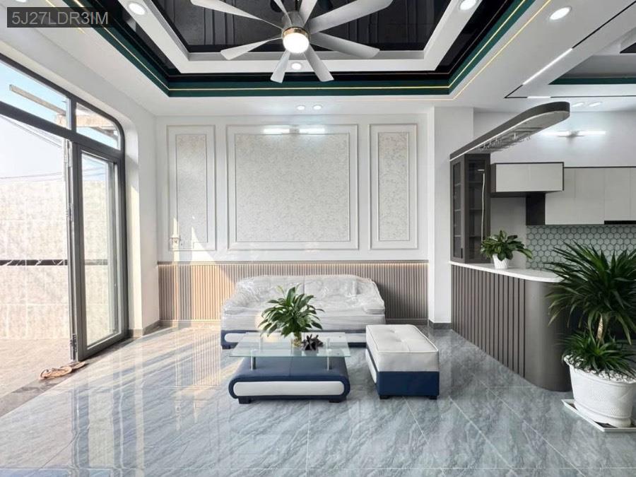 Bán nhà phố mặt tiền đường bê tông cách ngã 3 Mỹ Hạnh 1km. SHR 5x25 - Giá 2tỷ860 - Xã Mỹ Hạnh Nam  -  Huyện Đức Hòa  - (ảnh - 1)