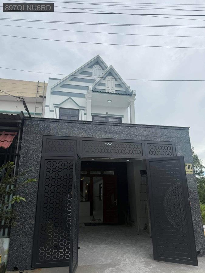 Bán nhà mặt tiền Sổ Hồng Riêng đường nhựa thông, gần quán gà 34. Đường nhựa 8m xe tải-Giá 5tỷ650tr - Xã Xuân Thới Sơn  -  Huyện Hóc Môn  - (ảnh - 0)