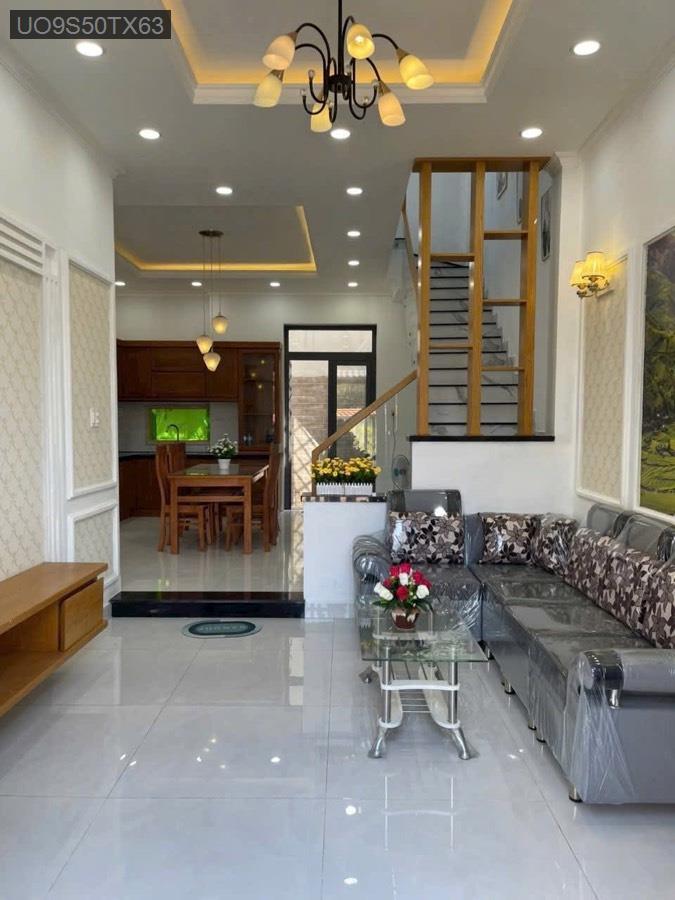 Bán nhà Tân Thạnh Đông nhà hoàn công đầy đủ 1 trệt 1 lầu xây dựng kiên cố. SHR 6.5x14 full thổ cư  - Xã Tân Thạnh Đông  -  Huyện Củ Chi  - (ảnh - 1)