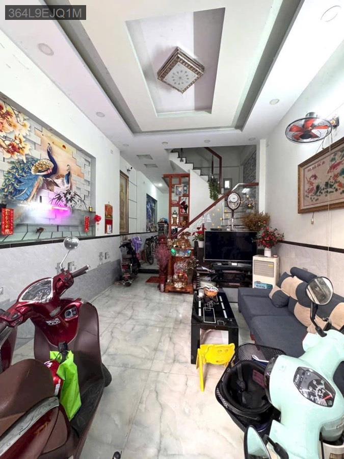 Bán nhà Sổ Hồng Riêng vào khoảng 20m đường Phạm Thị Giấy, diện tích 4x12 đúc kiên cố 1 trệt 2 lầu - Xã Thới Tam Thôn  -  Huyện Hóc Môn  - (ảnh - 4)