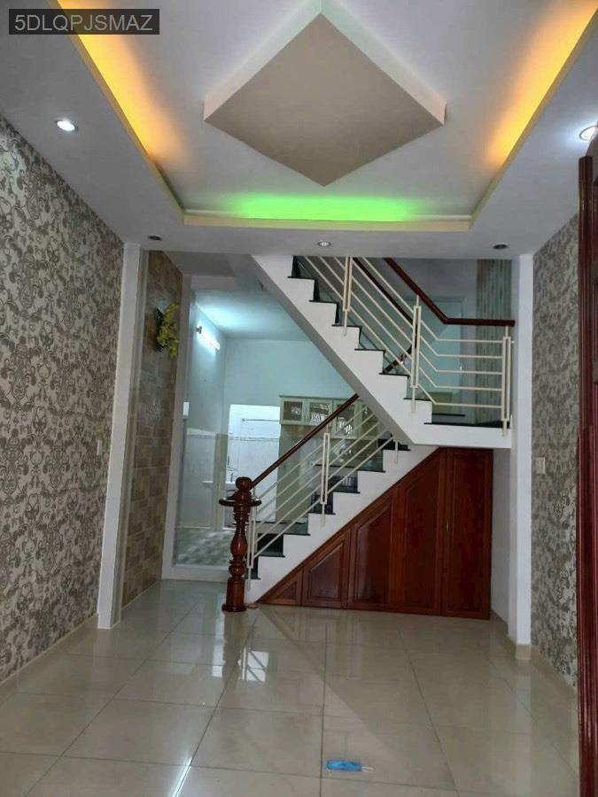 Bán nhà Sổ Hồng Riêng sau chợ Đại Hải, diện tích 3.5x12. Giá 3tỷ290triệu TL - Xã Xuân Thới Thượng  -  Huyện Hóc Môn  - (ảnh - 0)