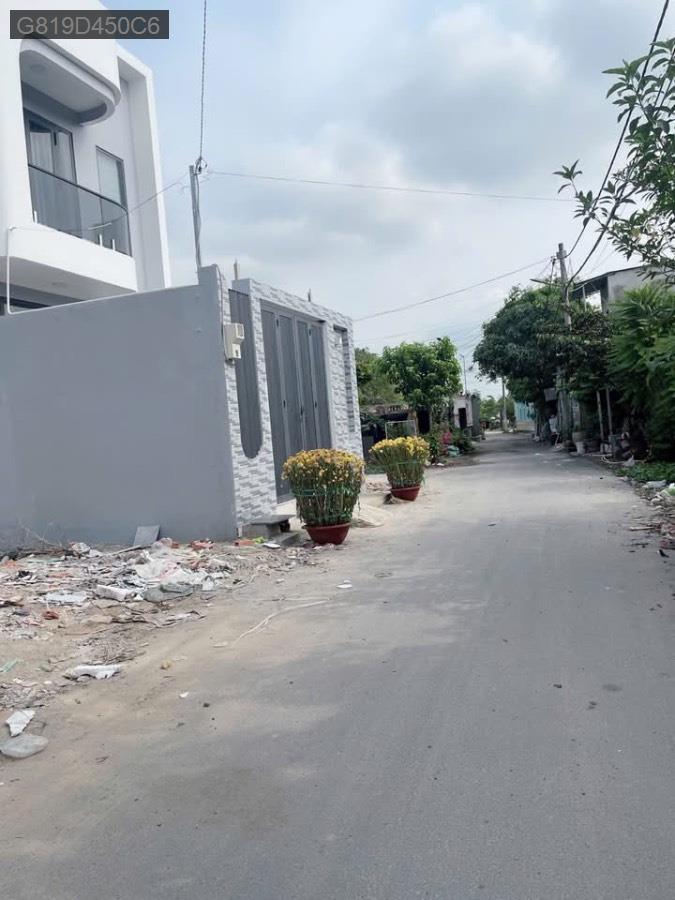 Bán lô đất mặt tiền Trung Đông 10, dt 5x22 full thổ cư. Giá 3tỷ650triệu TL - Xã Thới Tam Thôn  -  Huyện Hóc Môn  - (ảnh - 2)