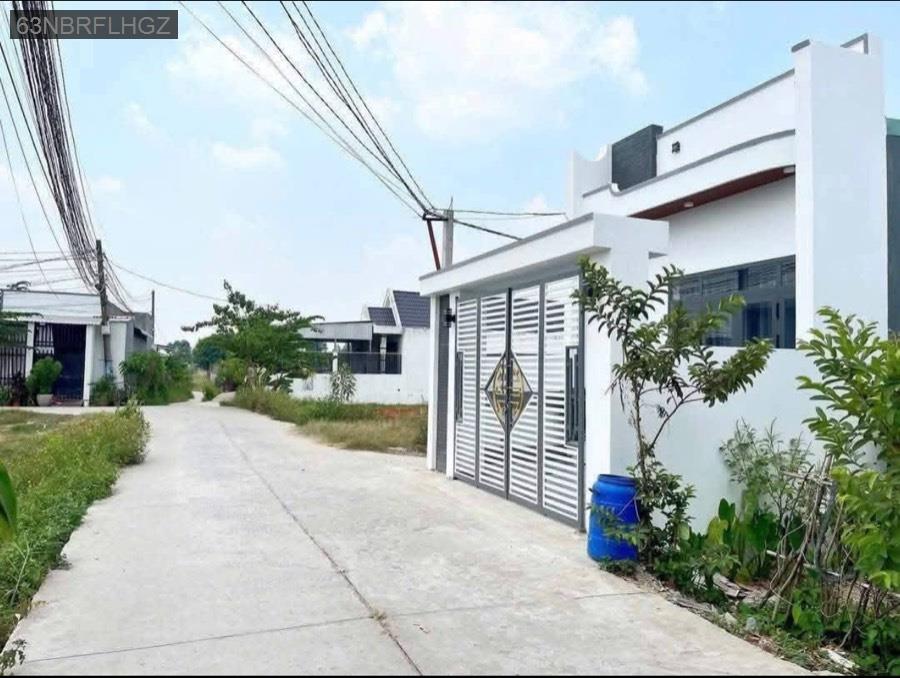Bán nhà mặt tiền đường thông Mỹ Bắc Hạnh. SHR 5x22 thổ cư full - Nhà hướng tây - Xã Mỹ Hạnh Bắc  -  Huyện Đức Hòa  - (ảnh - 1)