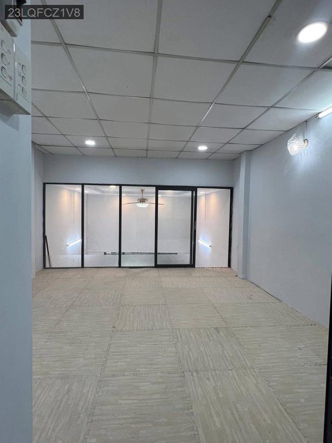 Bán nhà Nguyễn Thị Sáu bán kính 200m gần trường học Tam Đông 2, gần chợ. SHR diện tích 4.5x12 - Xã Thới Tam Thôn  -  Huyện Hóc Môn  - (ảnh - 4)