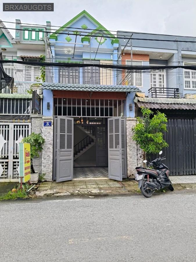 Bán nhà gần Thị Trấn Hóc Môn SHC nhà 1 trệt 1 lầu, có ban công phơi đồ, trồng cây, trồng rau,… - Xã Đông Thạnh  -  Huyện Hóc Môn  - (ảnh - 2)