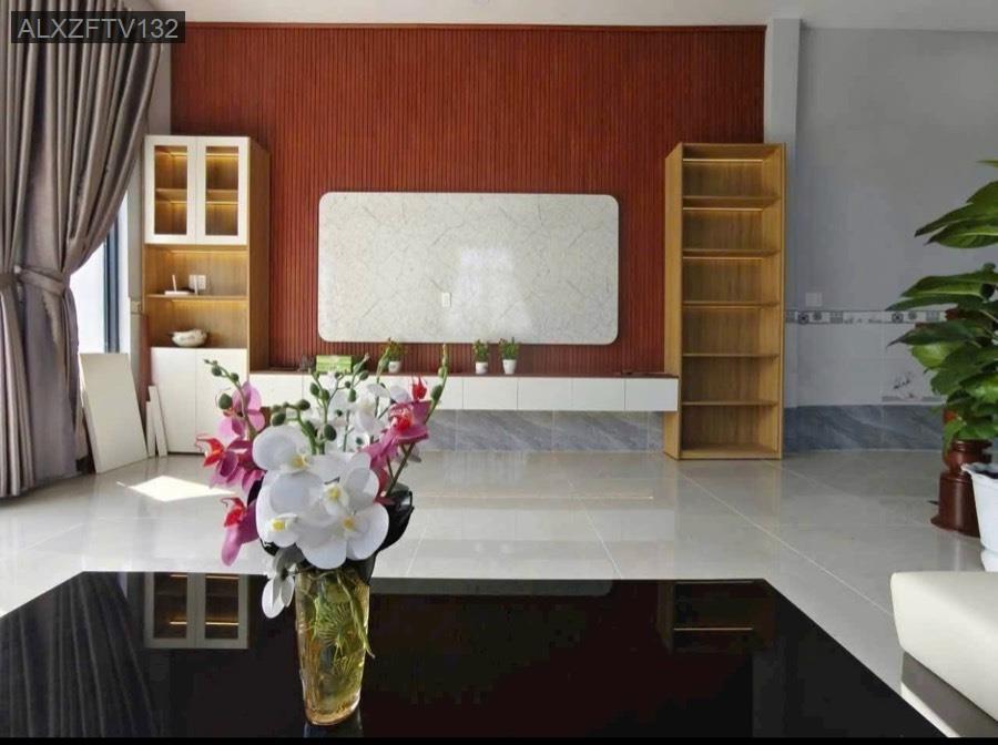 Bán nhà lầu sân vườn mặt tiền nhựa Rừng Dầu, diện tích 5x35 full thổ cư SHR - Xã Mỹ Hạnh Bắc  -  Huyện Đức Hòa  - (ảnh - 1)