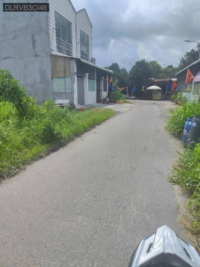 Bán nhà mặt đường nhựa thông Tân Thông Hội, diện tích 5x20 full thổ cư hoàn công. Giá 2.8tỷ - Xã Tân Thông Hội  -  Huyện Củ Chi  - (ảnh - 1)