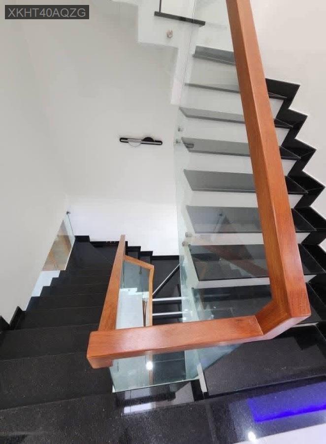 Bán nhà mặt tiền đường Trần Văn Mười, diện tích 4x37 đúc kiên cố BTCT. Giá 11tỷ2 TL - Xã Xuân Thới Thượng  -  Huyện Hóc Môn  - (ảnh - 4)