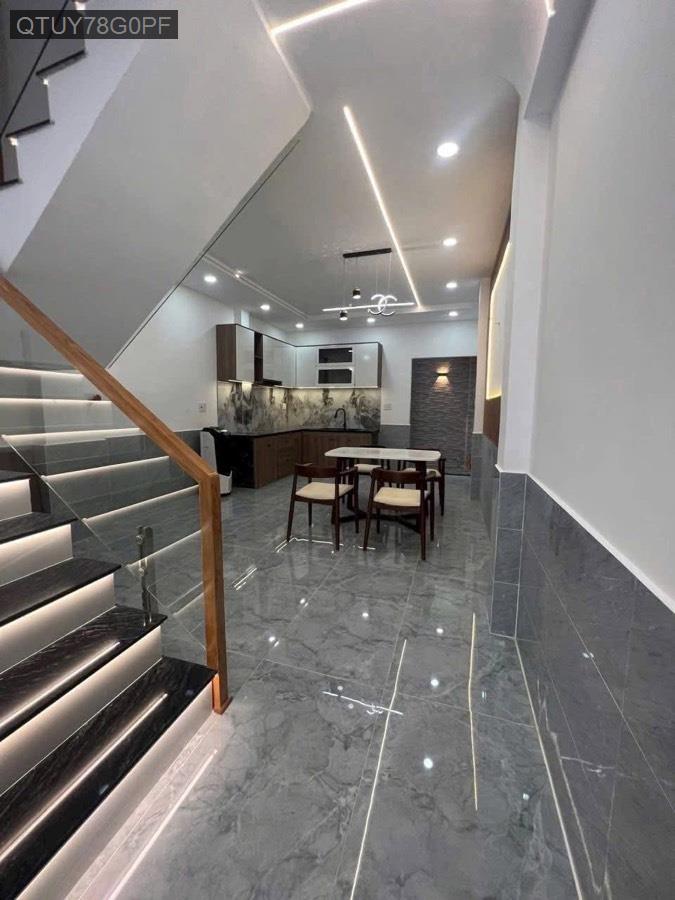 Bán nhà gần nhà thờ Mỹ Hoà, cách Song Hành chỉ 50m. Hẻm xe tải vào tận nhà - Xã Trung Chánh  -  Huyện Hóc Môn  - (ảnh - 2)