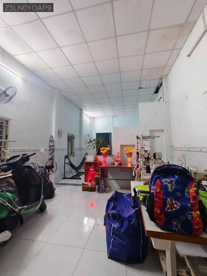 Bán nhà cấp 4 Tân Thới Nhì SHR 4.06x19.6, hướng Đông Nam. Giá : 2tỷ650triệu bớt lộc - Xã Tân Thới Nhì  -  Huyện Hóc Môn  - (ảnh - 2)