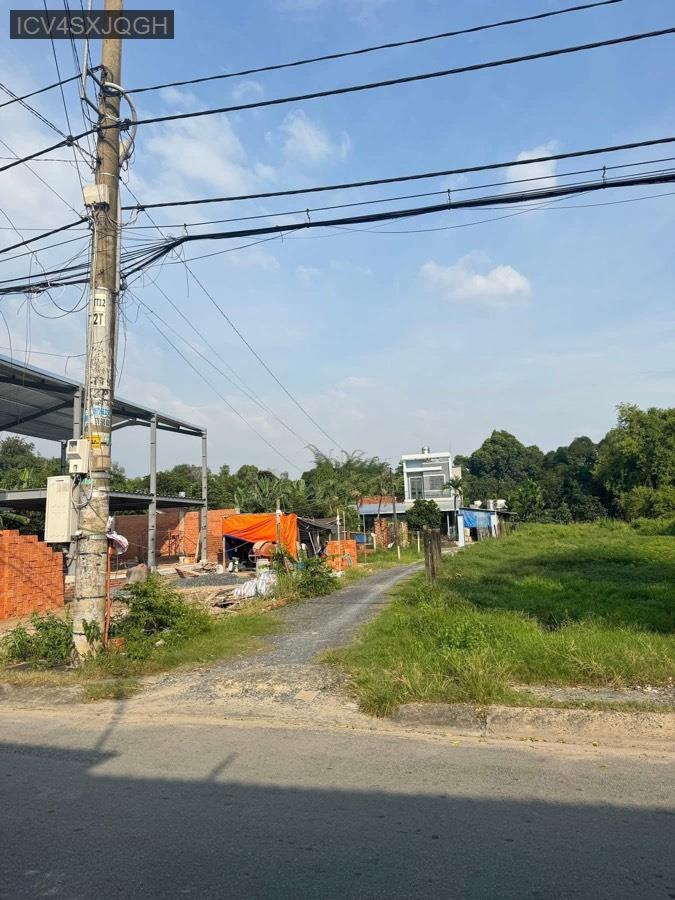 Bán đất Sổ Hồng Riêng mặt tiền Phùng Thị Chuyện. Giá 3tỷ3 - Xã Thới Tam Thôn  -  Huyện Hóc Môn  - (ảnh - 0)