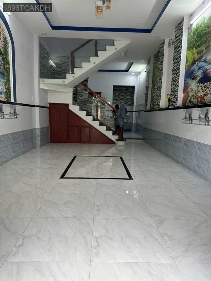 Bán nhà ngay Sân Banh Lâm Sung, diện tích 4x12. Giá 2ty350trieu - Xã Vĩnh Lộc B  -  Huyện Bình Chánh  - (ảnh - 1)