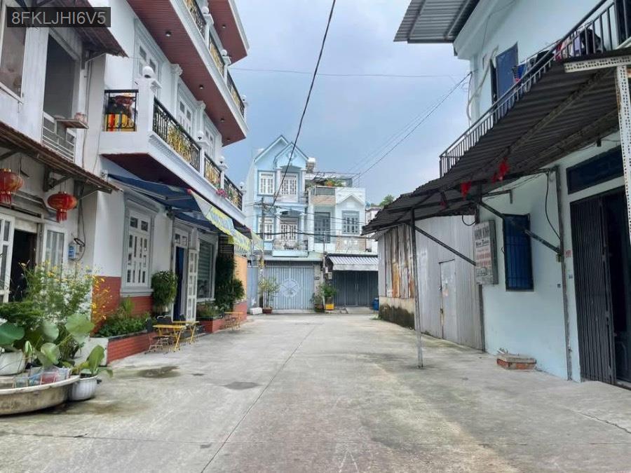 Bán đất Tô Ký vào 100m gần chợ Ba Bầu, đường 8m thông - xây dựng tự do - Xã Trung Chánh  -  Huyện Hóc Môn  - (ảnh - 1)