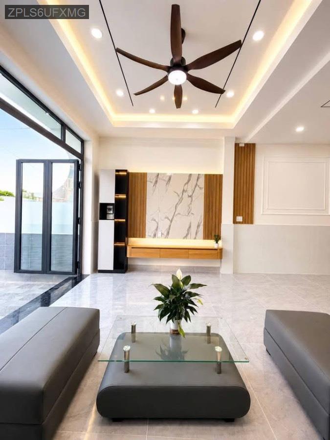 Bán nhà Mỹ Hạnh Bắc SHR 5x28 có 2pn, sân ôtô. Đường ôtô tới nhà, gần uỷ ban, chợ - Xã Mỹ Hạnh Bắc  -  Huyện Đức Hòa  - (ảnh - 2)