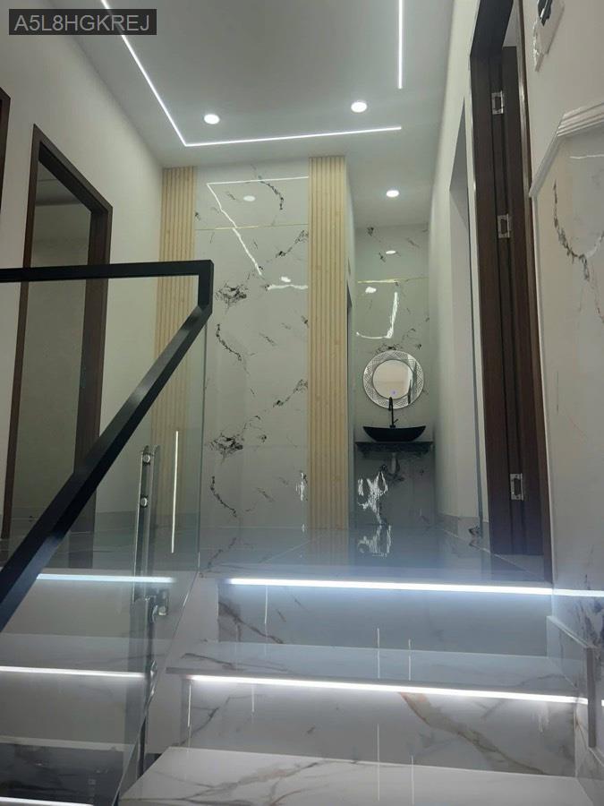 Bán nhà SHR cách đường Tô ký khoảng chừng 100m. Đường trước nhà 8m, hướng Tây Bắc - Xã Thới Tam Thôn  -  Huyện Hóc Môn  - (ảnh - 6)