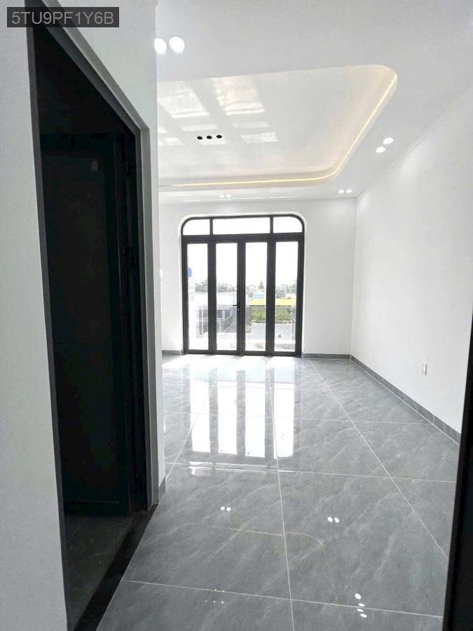 Bán nhà Mỹ Hạnh Bắc SHR 5x33 hướng Đông. Cách Hóc Môn 5km, mặt tiền đường 8m - Xã Mỹ Hạnh Bắc  -  Huyện Đức Hòa  - (ảnh - 6)