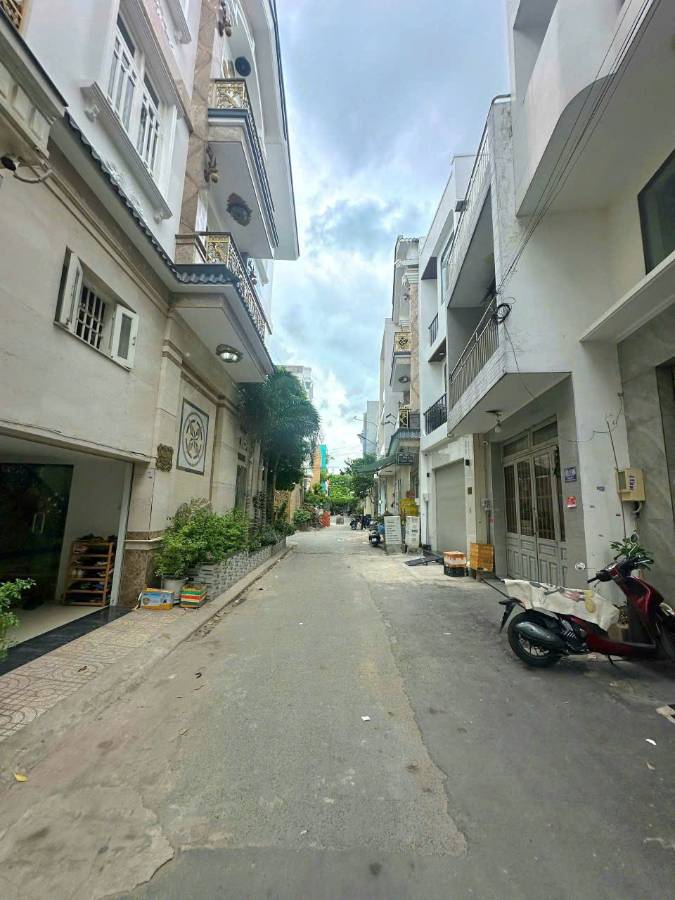 Bán nhà - Phường Bình Hưng Hòa  -  Quận Bình Tân  - 105m² - 11.7tỷ - (ảnh - 6)