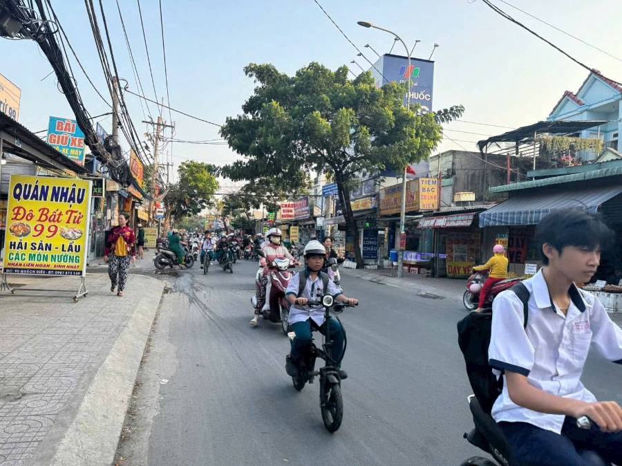 Bán nhà mặt tiền - Xã Vĩnh Lộc A  -  Huyện Bình Chánh  - 122m² - 13tỷ - (ảnh - 1)