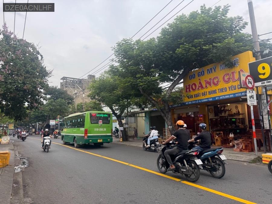 ĐẤT SIÊU TO TỈNH LỘ 10 XE HƠI VÔ THẲNG ĐẤT - FULL THỔ CƯ 300M2 - NỞ HẬU TÀI LỘC - GIÁ CHỈ 12 TỶ🎉 - Phường Tân Tạo  -  Quận Bình Tân  - (ảnh - 1)